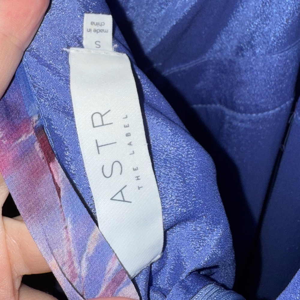 ASTR the Label Daytona Dress in Periwinkle Pink Floral Size Small S - Picture 4 of 5